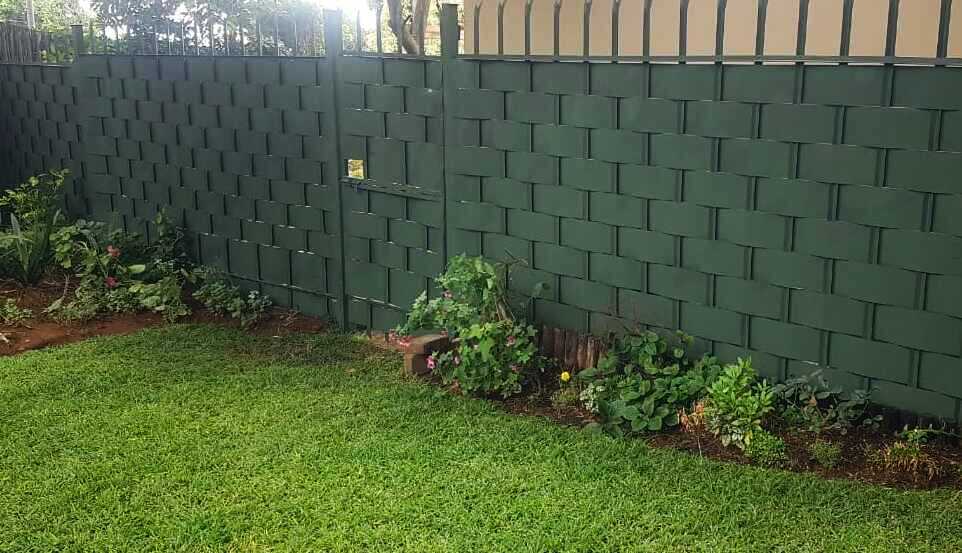 Coastal Palisade Fence Weaving Rust Proof Home Security